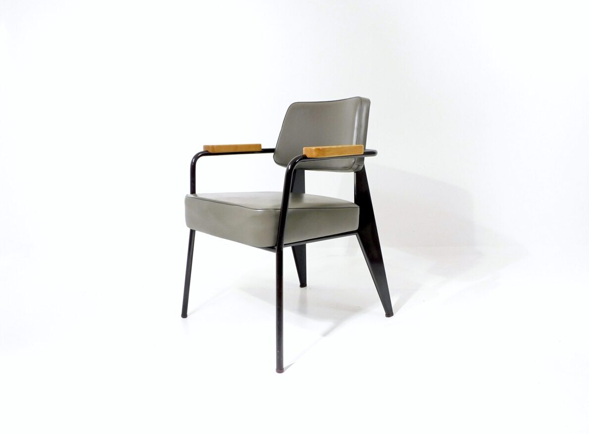 Artikelbild "Office Chair’s"/ "Fauteuils Direction" RAW Edidition - Jean Prouvé