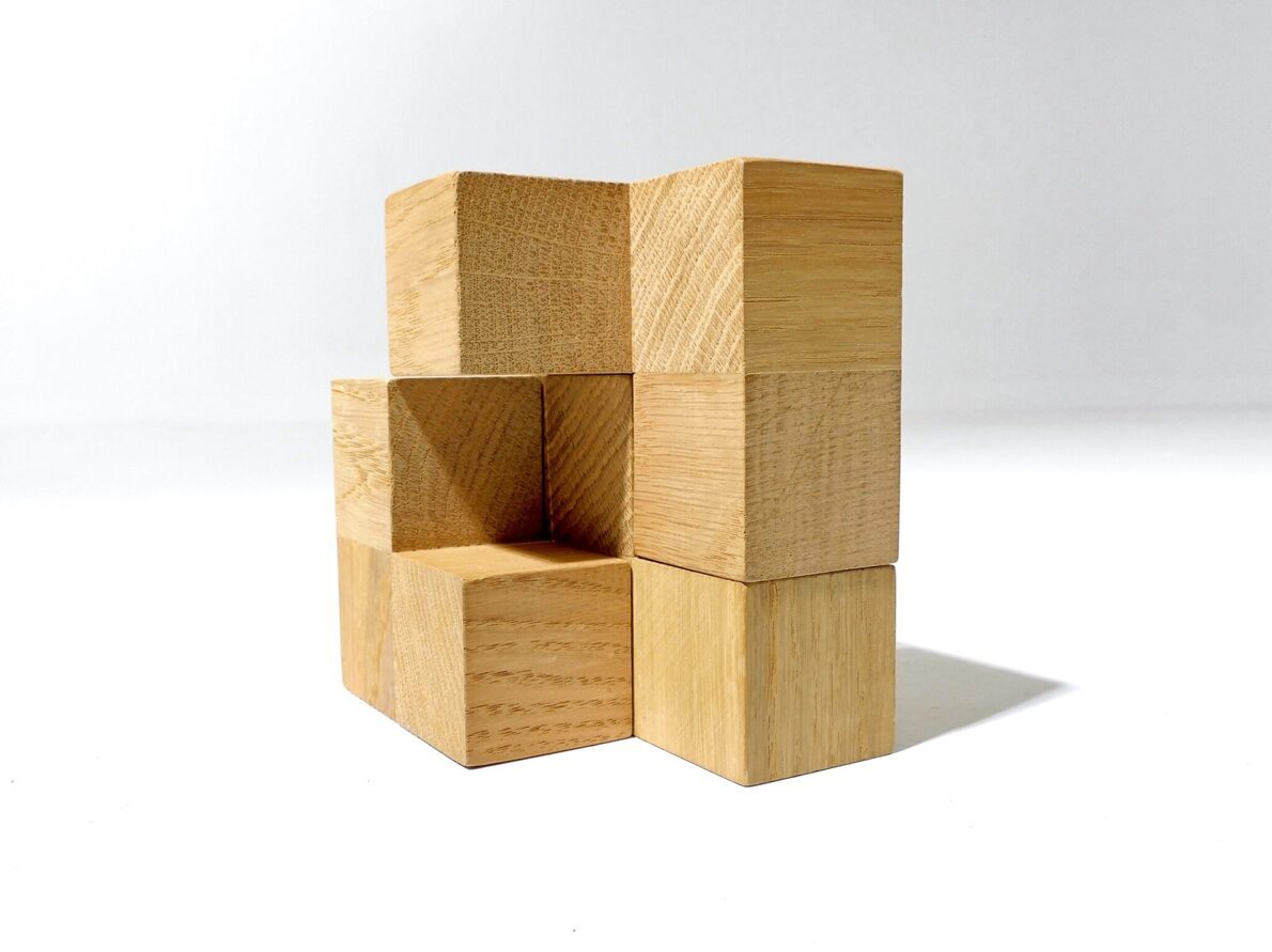 Artikelbild Sperrholzbox mit geometrischen Eichenholz Formen