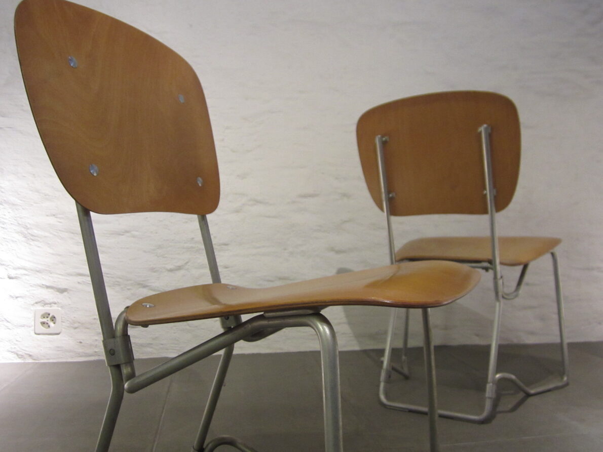 Artikelbild Zwei "Aluflex" Stühle